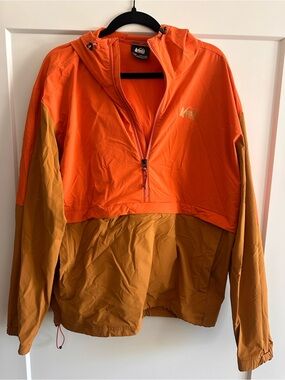 Mens REI windbreak/ light rain jacket